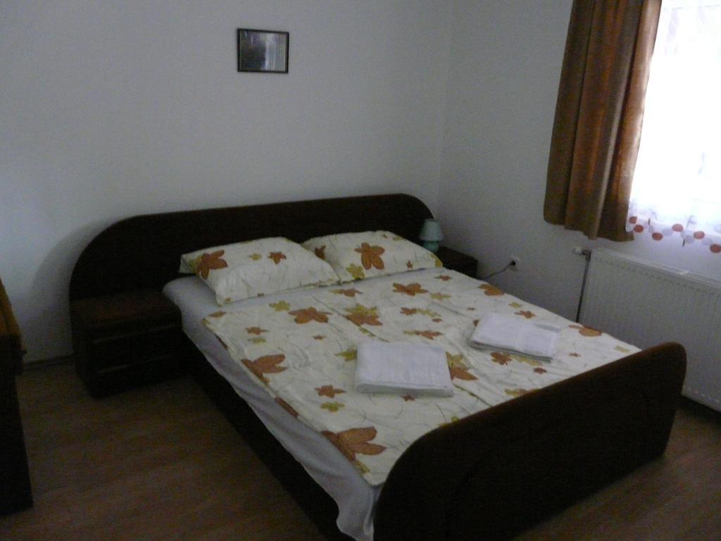 Naphaz Apartman Тисафюред Экстерьер фото