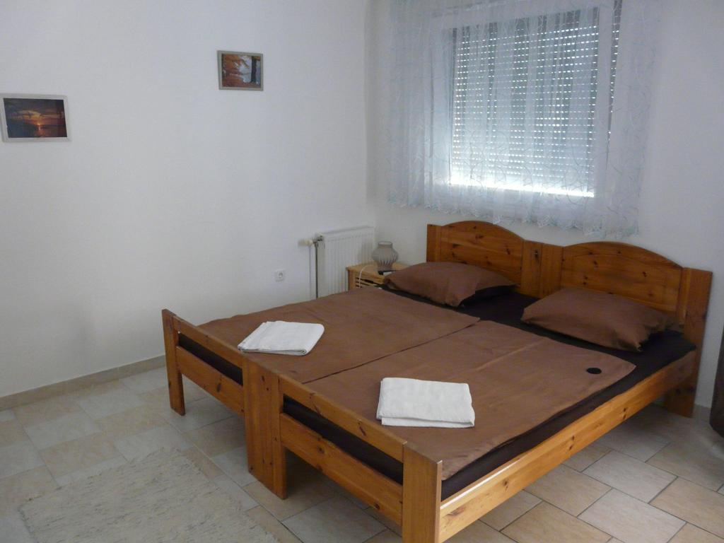 Naphaz Apartman Тисафюред Экстерьер фото