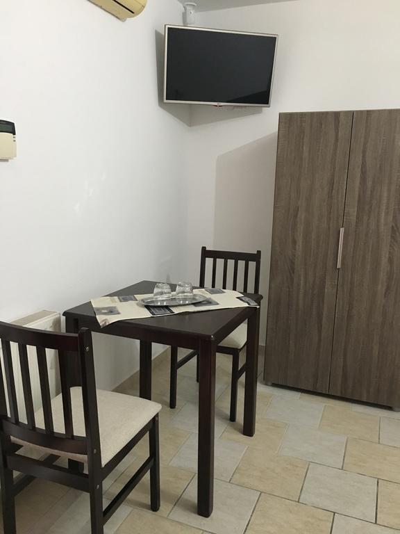 Naphaz Apartman Тисафюред Экстерьер фото