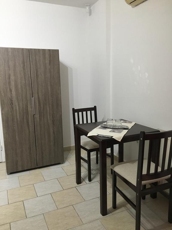 Naphaz Apartman Тисафюред Экстерьер фото